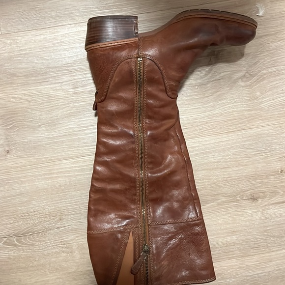 tall boots! the cutest for a dress up moment, IT GIRL - Picture 3 of 3